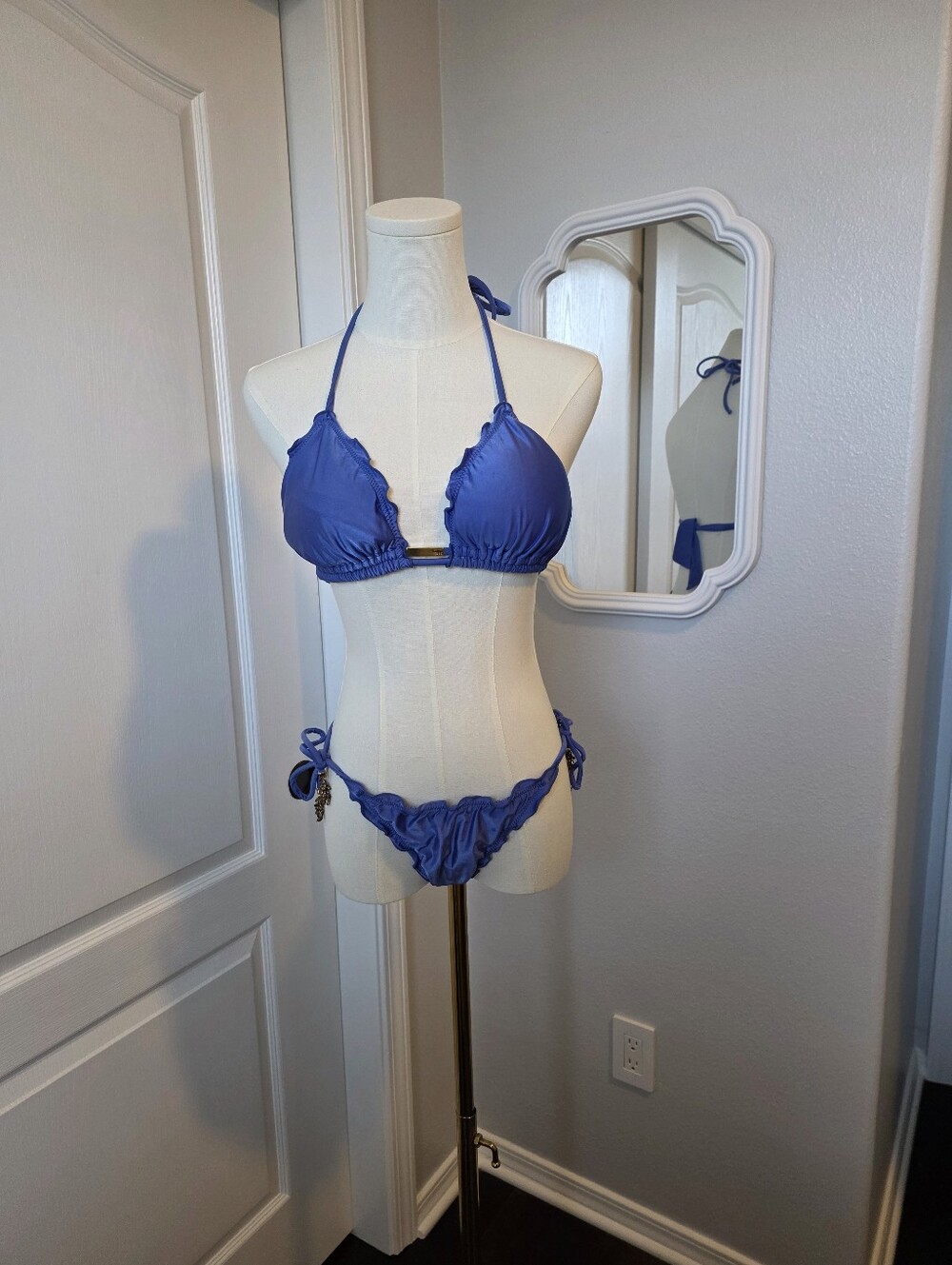 Vix Blue Scalloped Bikini Bottoms with Medallion Accent